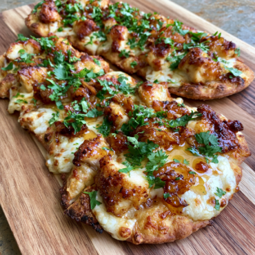Hot Honey Chicken Flatbread Pizza Recipe